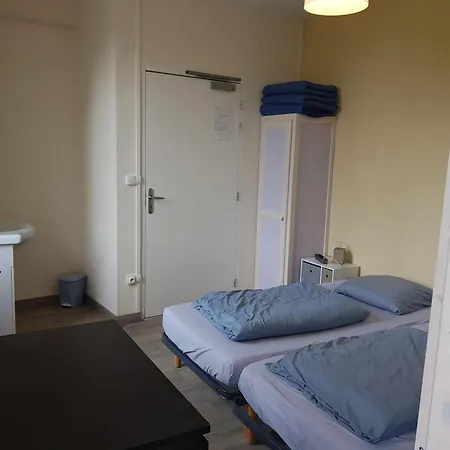 Maison Familiale Des Gueyniers Bed & Breakfast *