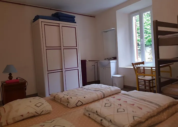 Maison Familiale Des Gueyniers *